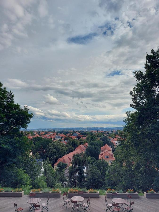 Bergwirtschaft Wilder Mann Hotel Und Restaurant Dresda Exterior foto