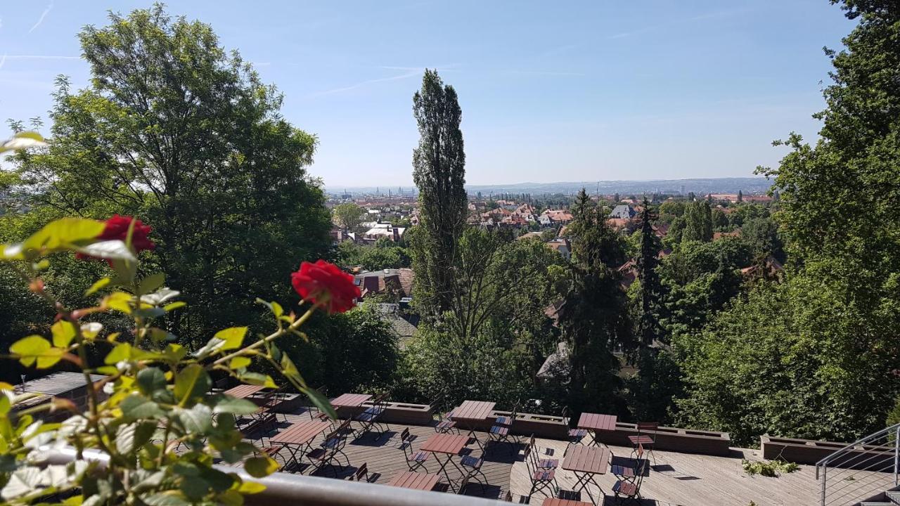 Bergwirtschaft Wilder Mann Hotel Und Restaurant Dresda Exterior foto